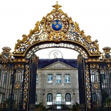درب فرفورژه تاج سلطنتی